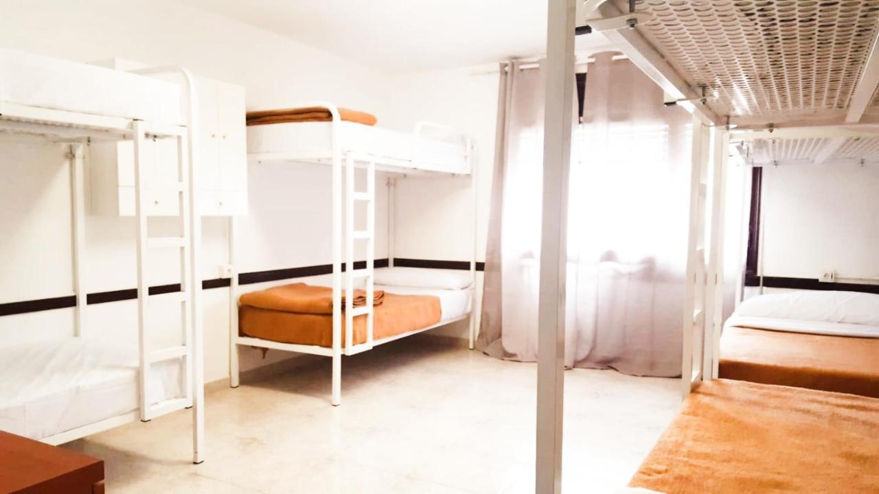 Penedes Hostel *
