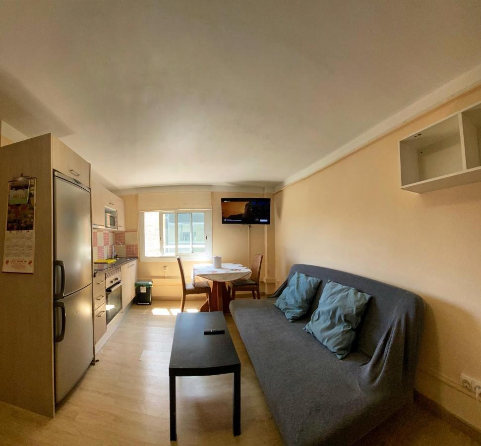 Hostel Penedes *